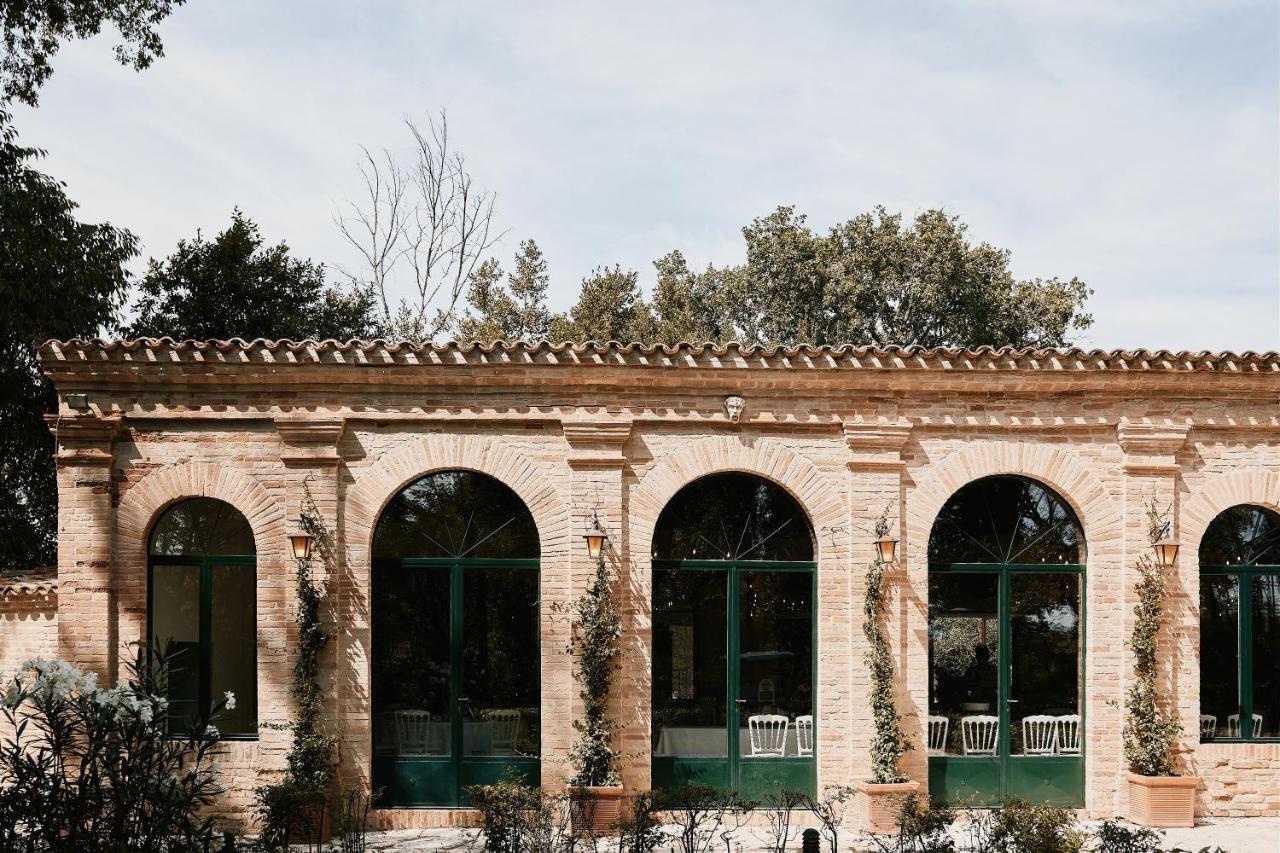 Palazzo Viviani Castello Di Montegridolfo Exterior foto